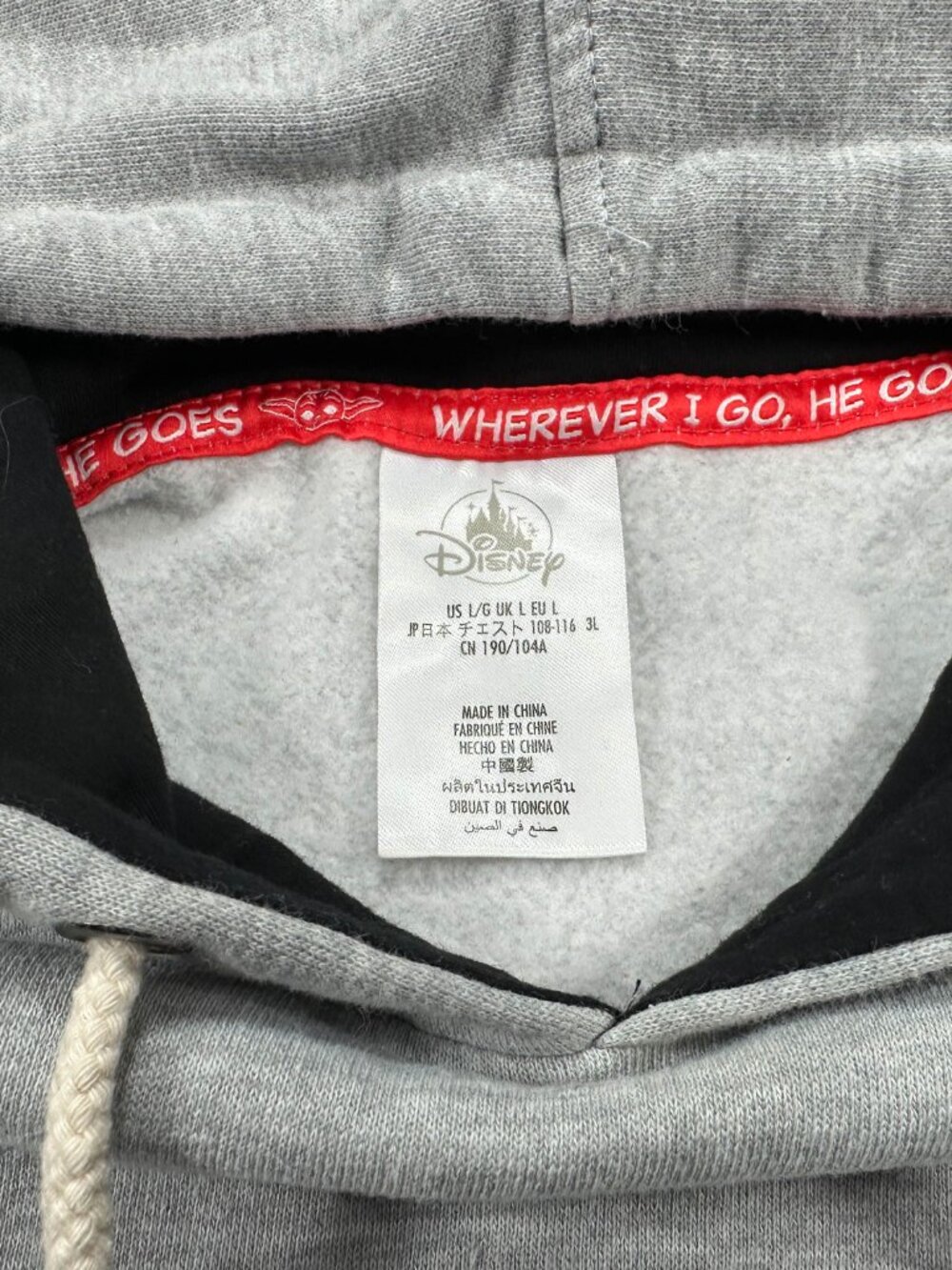 Disney Star Wars Mandalorian Hoodie L Gray Camo Mandalorian Baby Yoda Grogu - Picture 3 of 6